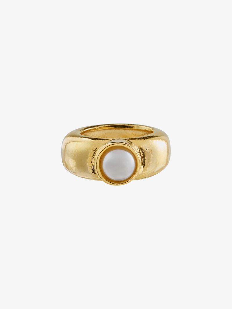 Chisme Time Ring