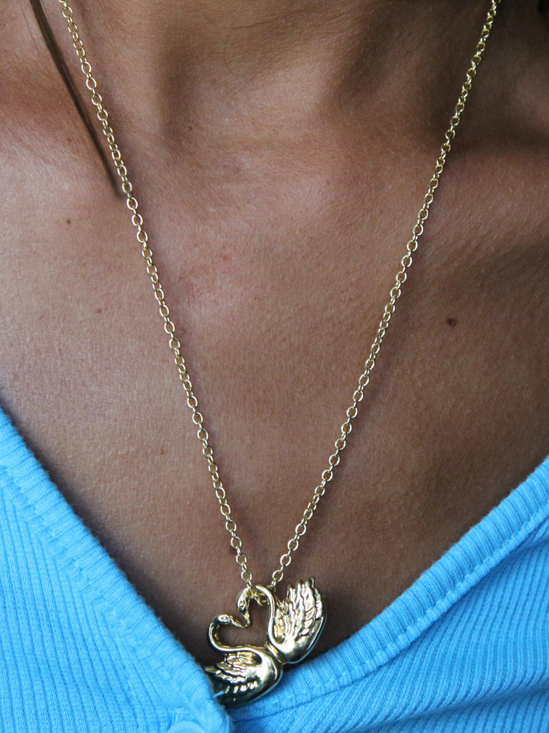 Cisne Gold Necklace