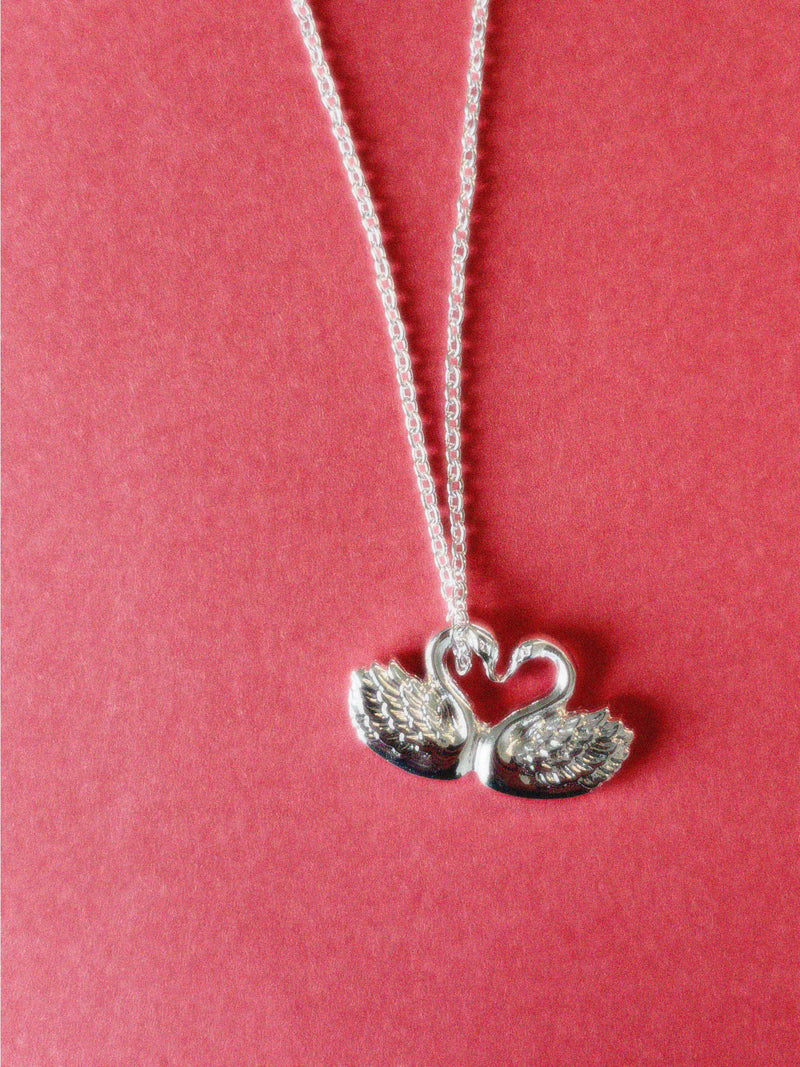 Cisne Silver Necklace
