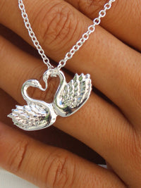 Cisne Silver Necklace