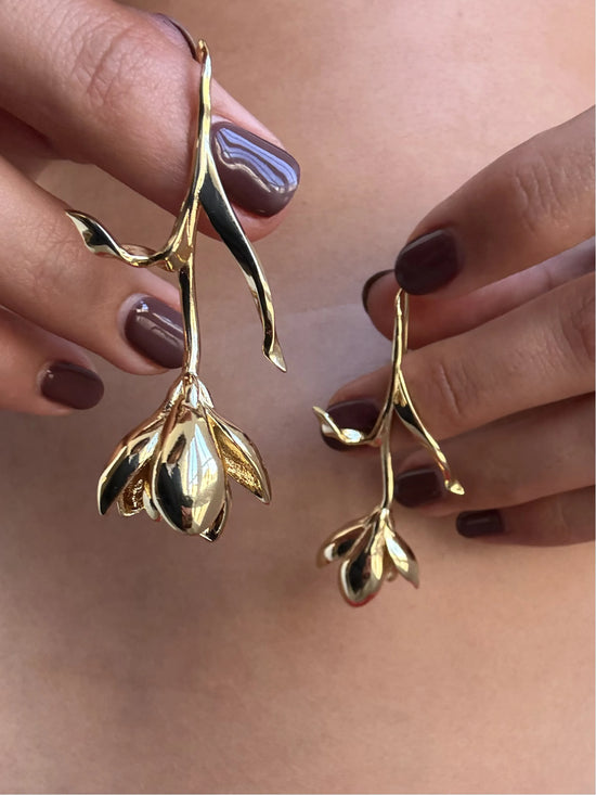Daisy Gold Earrings
