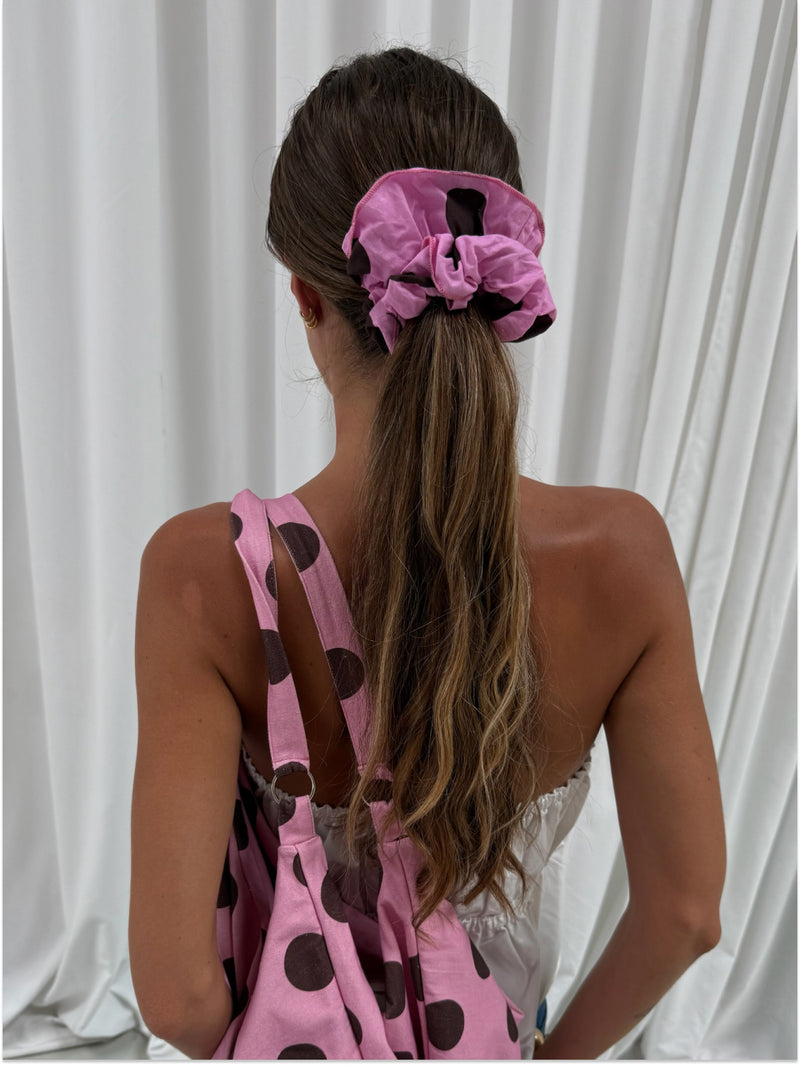 Mati Pink Scrunchie