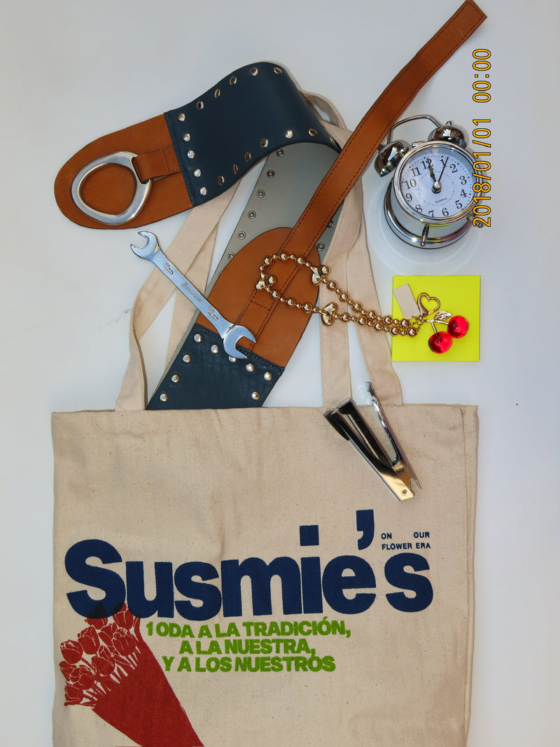 Oda Tote Bag
